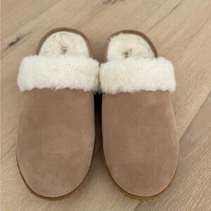SOREL Cozy Tan and Cream Slippers